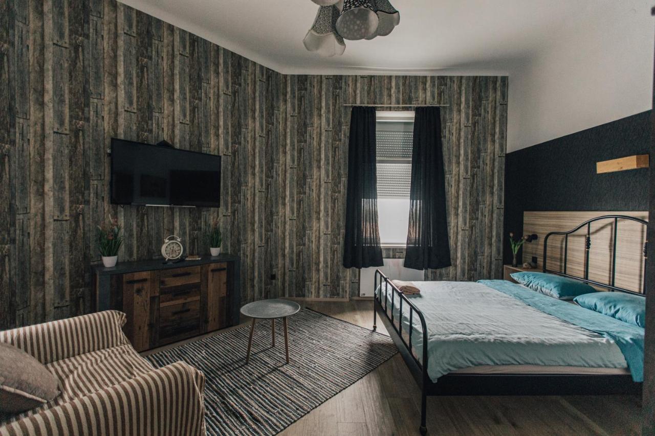 Palmers Apartments And Rooms Zagreb Bagian luar foto