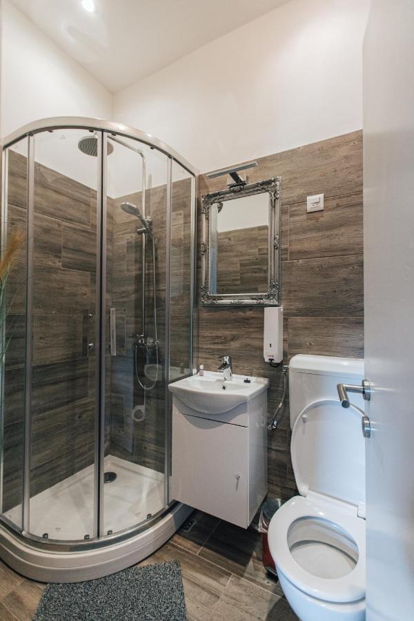 Palmers Apartments And Rooms Zagreb Bagian luar foto