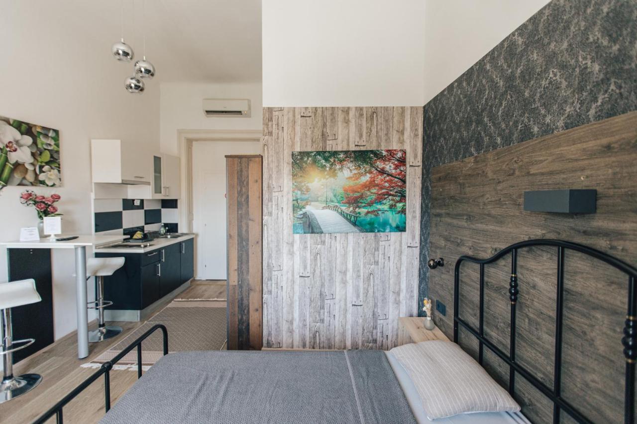 Palmers Apartments And Rooms Zagreb Bagian luar foto