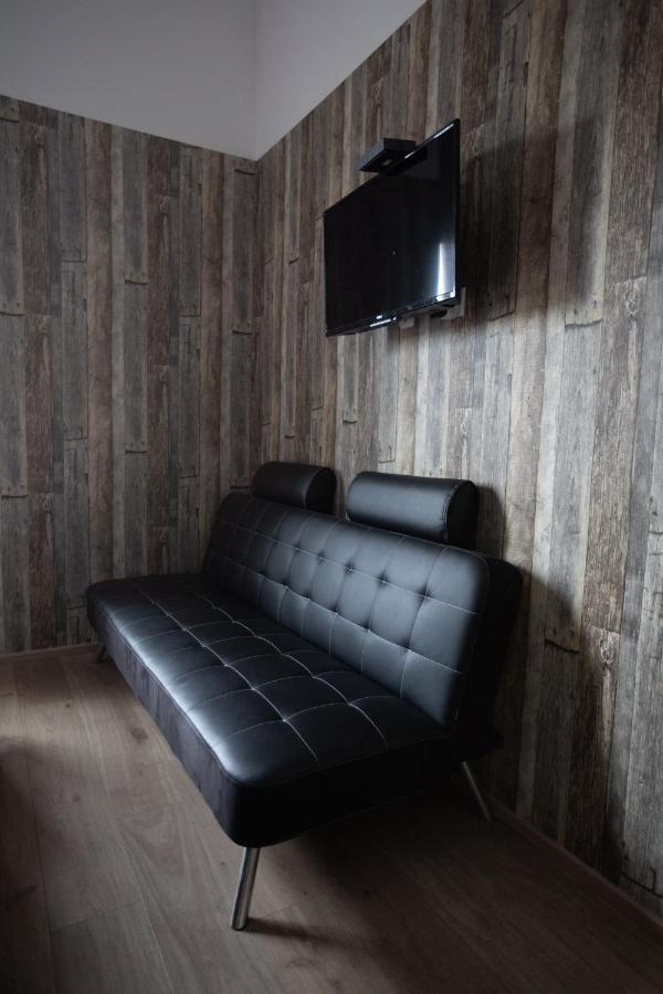 Palmers Apartments And Rooms Zagreb Bagian luar foto